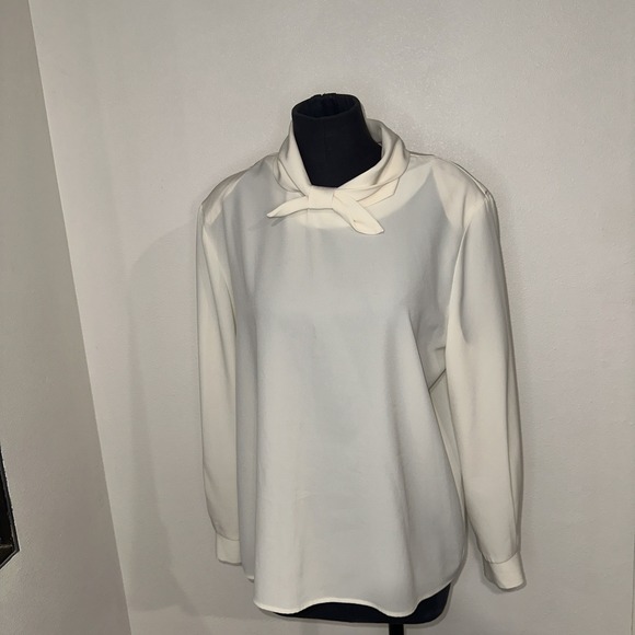 Ali Miles Tops - Ali miles top Tunic size medium Cream Long Sleeve‎ Tie Neck Blouse